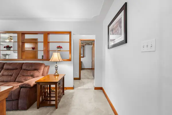 10 Clark AVE, Kitchener, ON N2C 1Y2