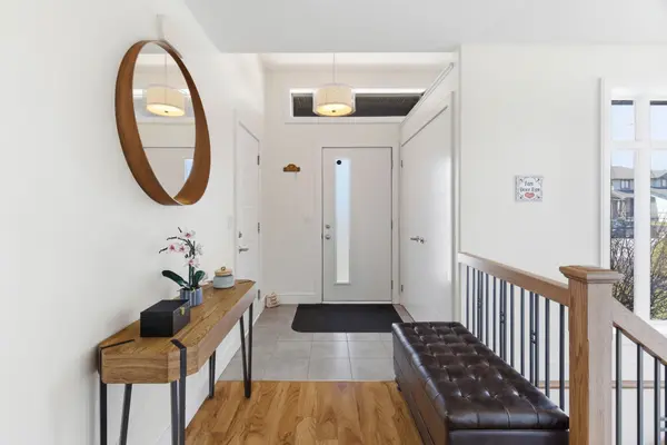 9 Granite DR, Belleville, ON K8P 0C6