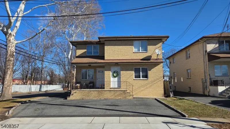 1 Veterans Pl, Elmwood Park Boro, NJ 07407