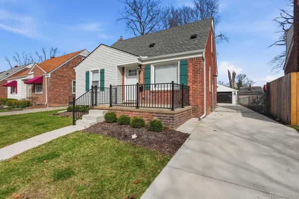 3202 N Connecticut AVE, Royal Oak, MI 48073