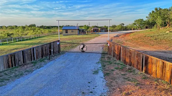 4950 US Highway 82 W, Nocona, TX 76255