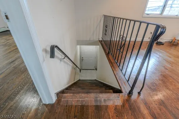 1 Veterans Pl, Elmwood Park Boro, NJ 07407