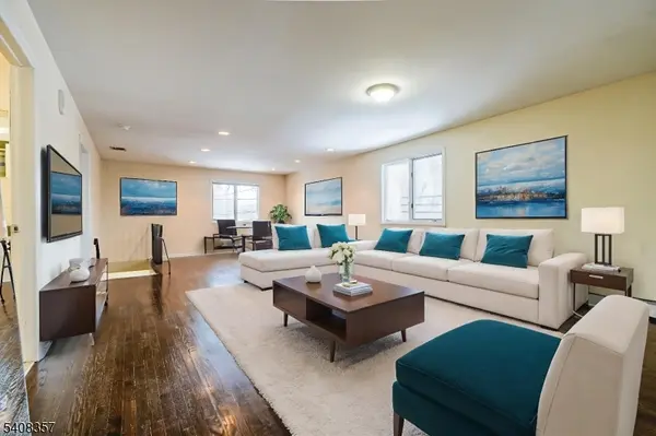 1 Veterans Pl, Elmwood Park Boro, NJ 07407