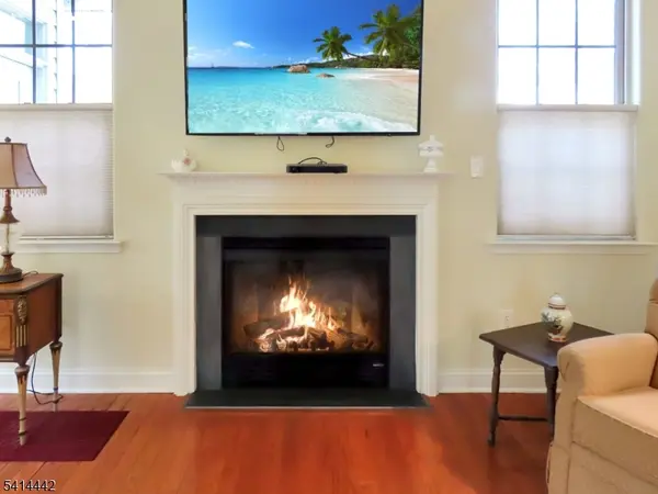 559 Edward St, Lopatcong Twp., NJ 08865