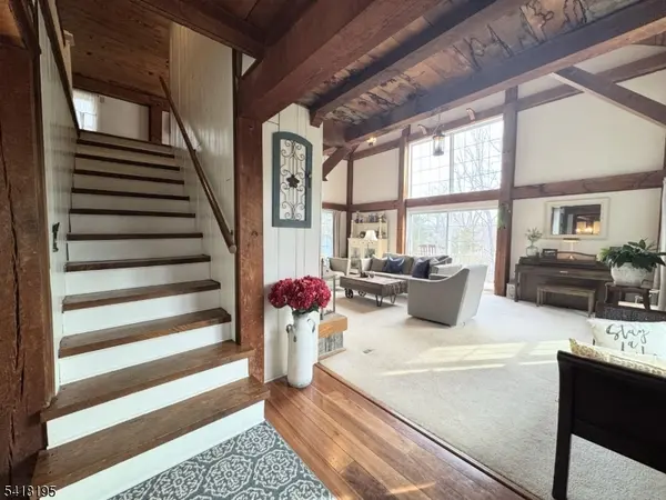 60 Plotts Rd, Hampton Twp., NJ 07860