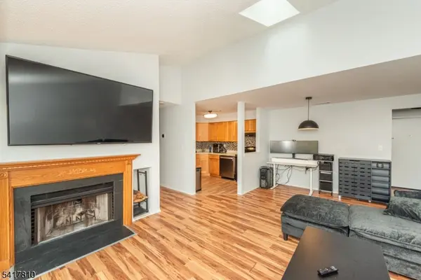 816 Aspen Dr, Plainsboro Twp., NJ 08536