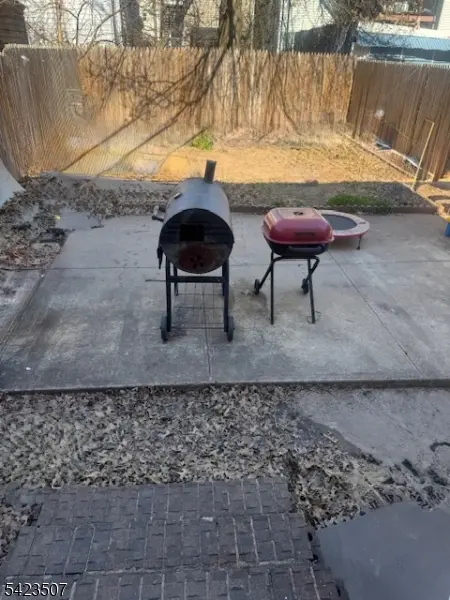 525 Franklin St, Elizabeth City, NJ 07206