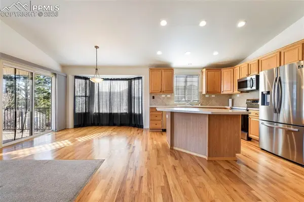 11791 Laurelcreek DR, Colorado Springs, CO 80921