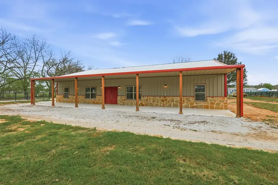1445 County Road 3690, Paradise, TX 76073