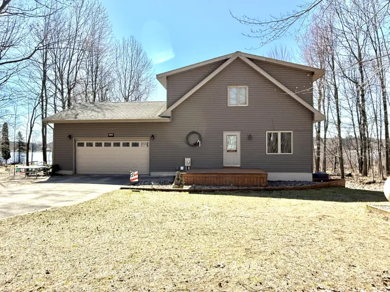 1461 Tasha DR, Belvidere Twp, MI 48829