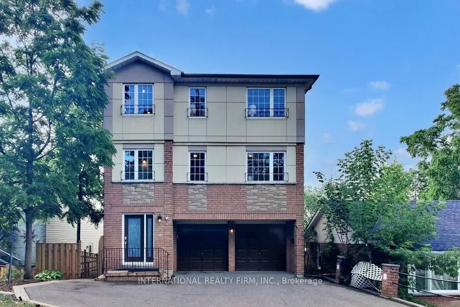 6 English ST #Second Floor, Brampton, ON L6X 1L4