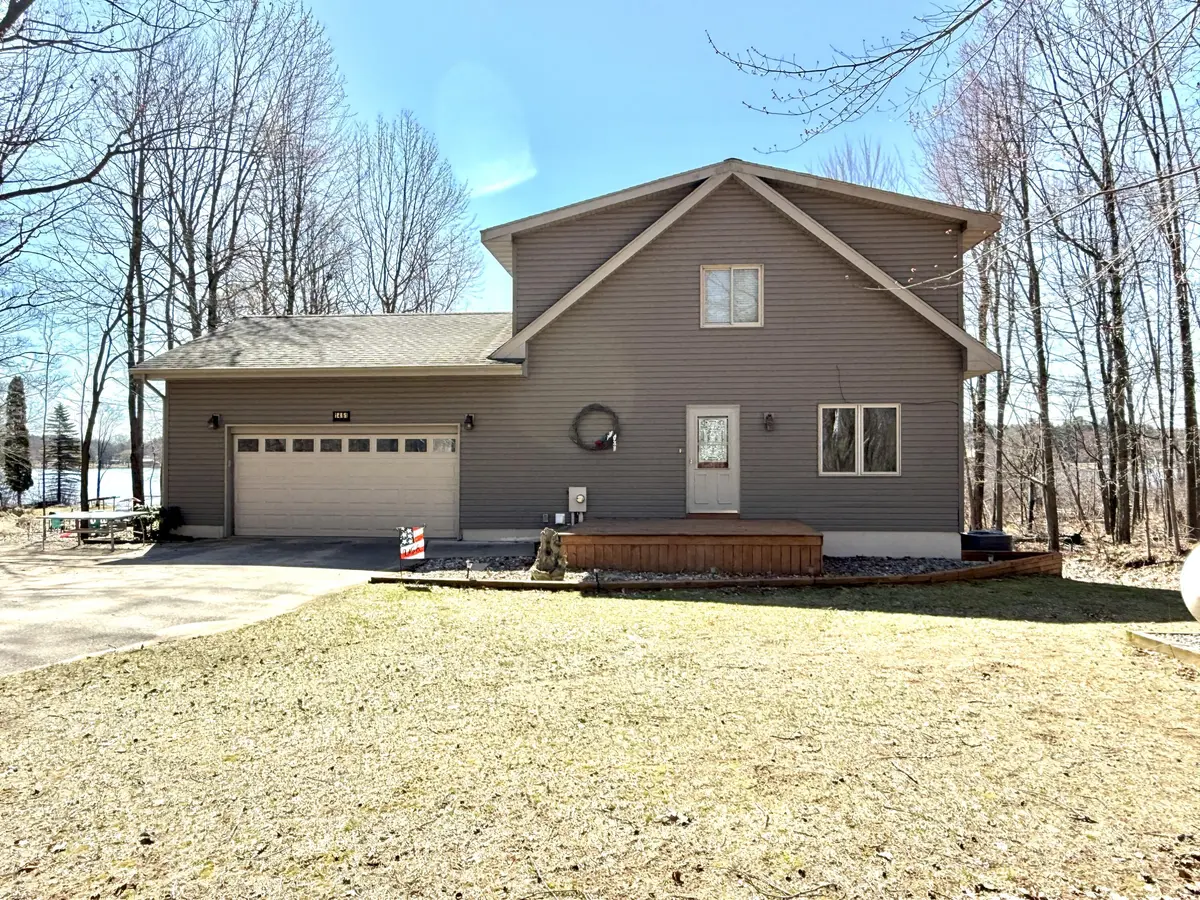 1461 Tasha DR, Belvidere Twp, MI 48829