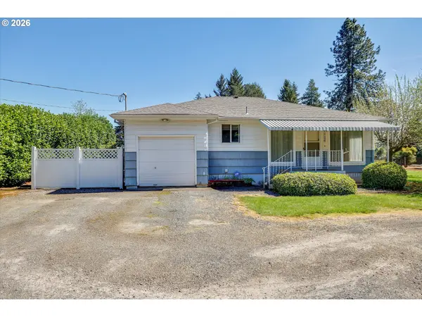 21288 S BEAVERCREEK RD, Oregon City, OR 97045