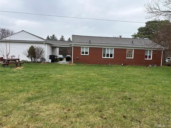 G3377 S MACKIN Road, RD, Flint Charter Township, MI 48504