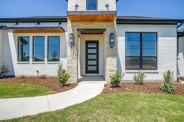 210 Talpin Lane, Venus, TX 76084