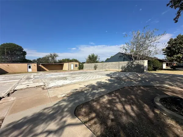 2003 Huntington Street, Midland, TX 79605