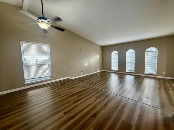 4019 Rushmoor Drive, Arlington, TX 76016