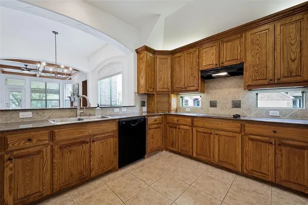 389 Saddleback Drive, Fairview, TX 75069