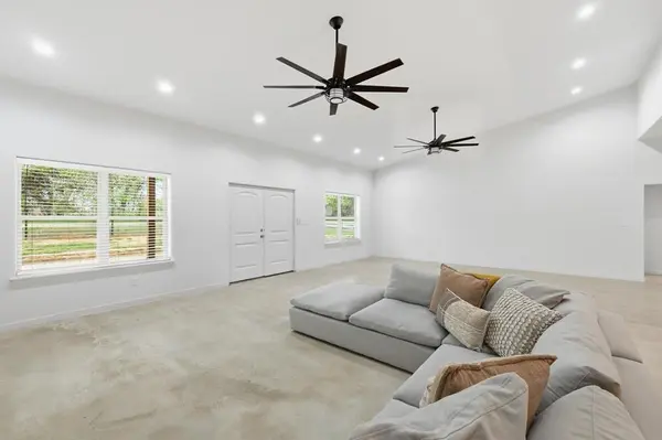 1445 County Road 3690, Paradise, TX 76073