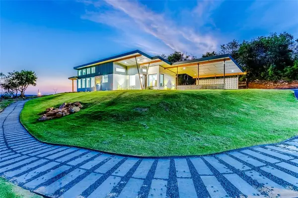 245 Lake House, Bridgeport, TX 76426