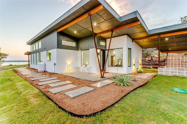 245 Lake House, Bridgeport, TX 76426