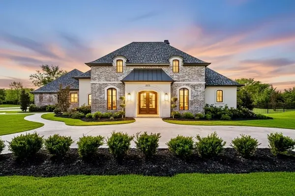 1805 Sunset Pointe, Cross Roads, TX 76227