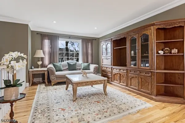 760 Summit Rd, Union Twp., NJ 07083