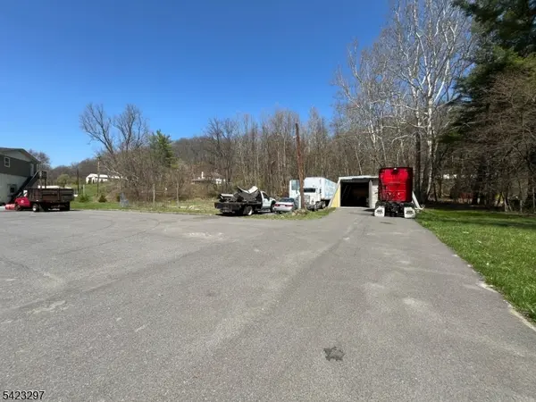 27 U.S. Highway 46, Knowlton Twp., NJ 07832