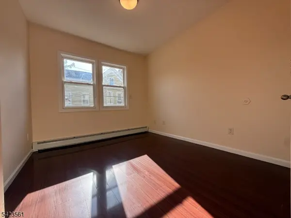 214 Hamilton Ave #2, Paterson City, NJ 07501