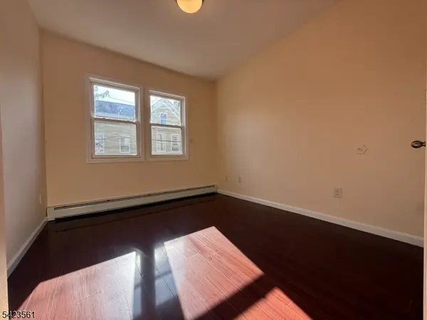 214 Hamilton Ave #2, Paterson City, NJ 07501