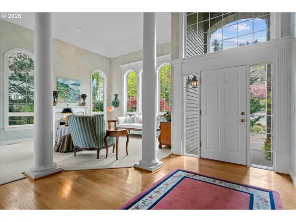 2328 OAKHURST LN, Lake Oswego, OR 97034