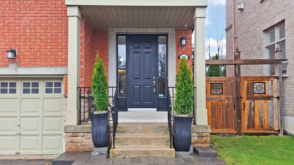 36 Helen ST, Vaughan, ON L4L 3S3