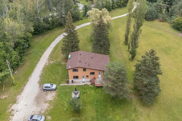 321 Warrington RD #Main, Clearview, ON L0M 1S0