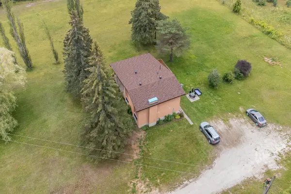 321 Warrington RD #Main, Clearview, ON L0M 1S0