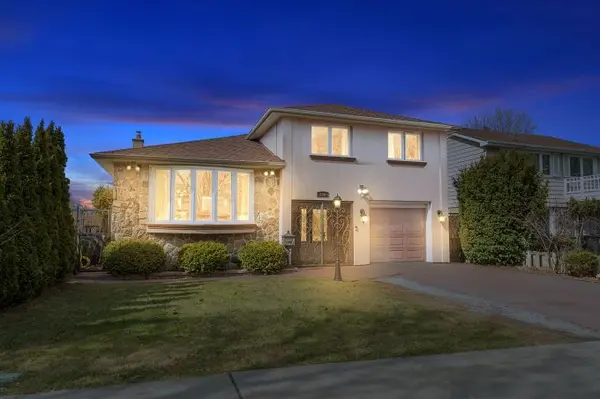 130 Carsbrooke RD, Toronto W08, ON M9C 3C8