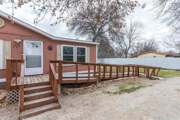 717 Marlin Street, Clyde, TX 79510