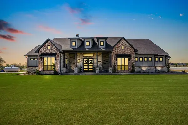 8701 County Road 1129, Godley, TX 76044