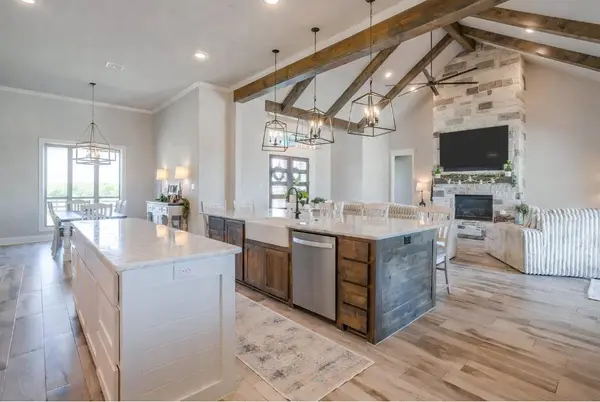 8701 County Road 1129, Godley, TX 76044