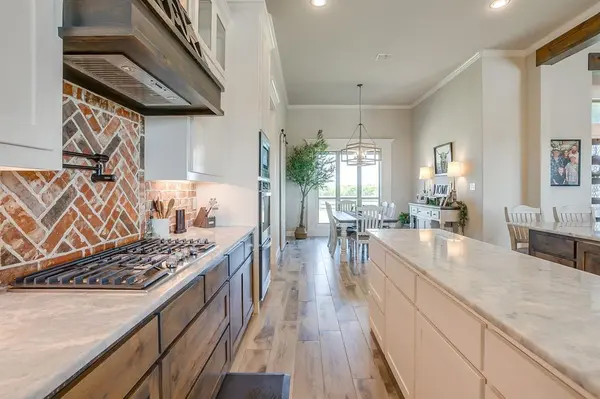 8701 County Road 1129, Godley, TX 76044