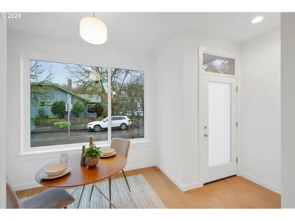 1418 N Jarrett ST, Portland, OR 97217