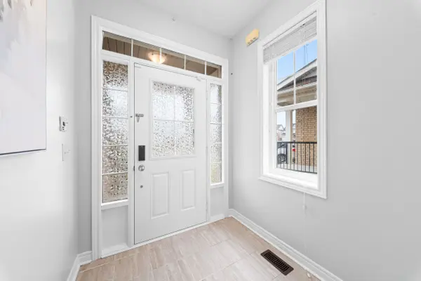 57 James Govan DR, Whitby, ON L1N 0J9