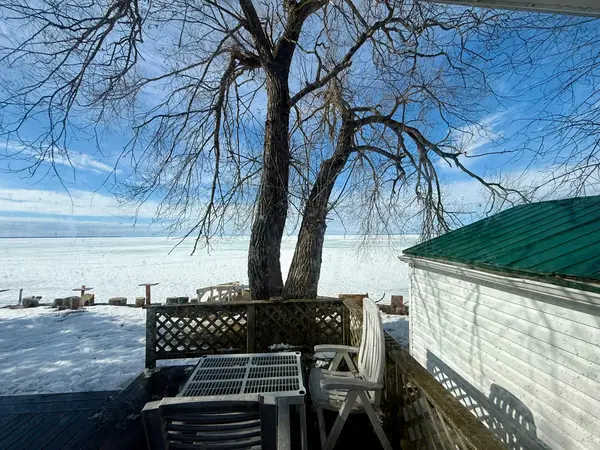 2644 Lakeshore DR, Ramara, ON L0K 1B0