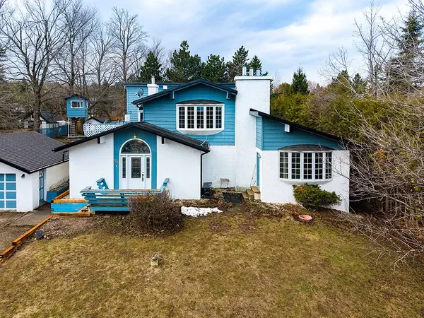 252 Swiss Meadows BLVD, Blue Mountains, ON N0H 2E0