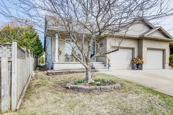 247 Armstrong ST W, North Perth, ON N4W 3V8