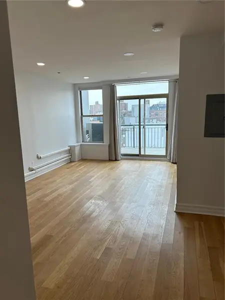 647 Washington AVE #7A, Brooklyn, NY 11238