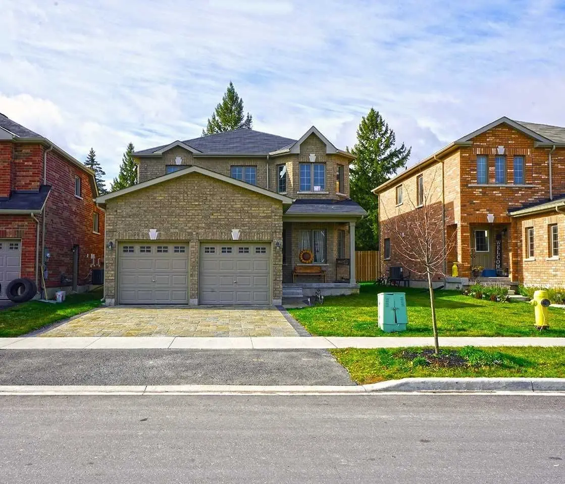 52 Claxton CRES, Kawartha Lakes, ON K9V 0H3