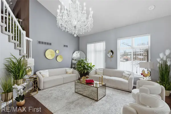 48767 Brittany Parc DR, Macomb Township, MI 48044