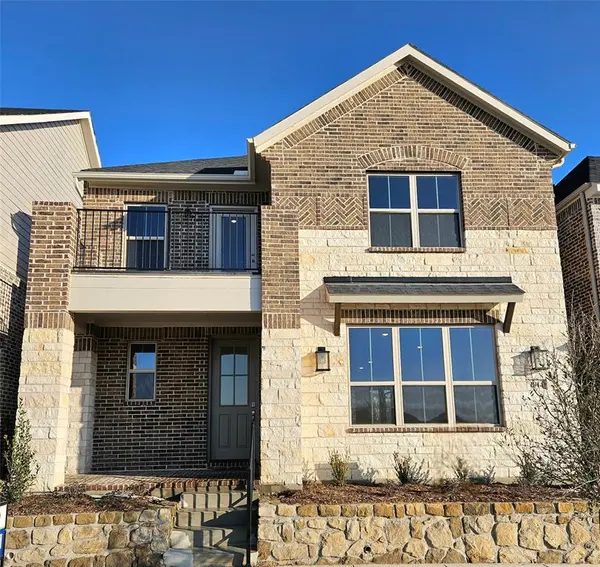 1914 Waterwalk Drive,  Rowlett,  TX 75088