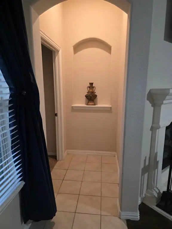 904 Royse Ridge Road, Ennis, TX 75119