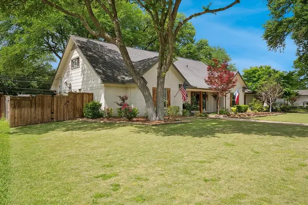 10747 Saint Lazare Drive, Dallas, TX 75229